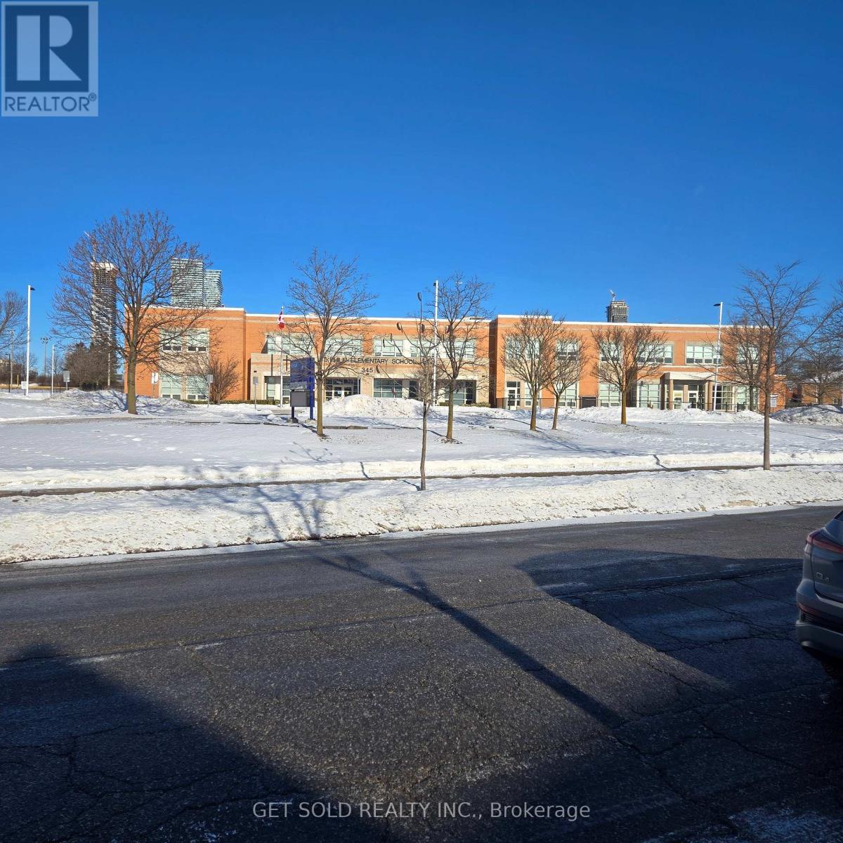 Property at 372 FAIRVIEW ROAD W image 3