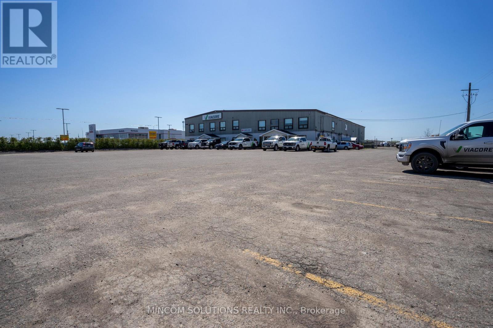 815 Great Northern Road, Sault Ste Marie, Ontario  P6B 0B8 - Photo 4 - X12006968