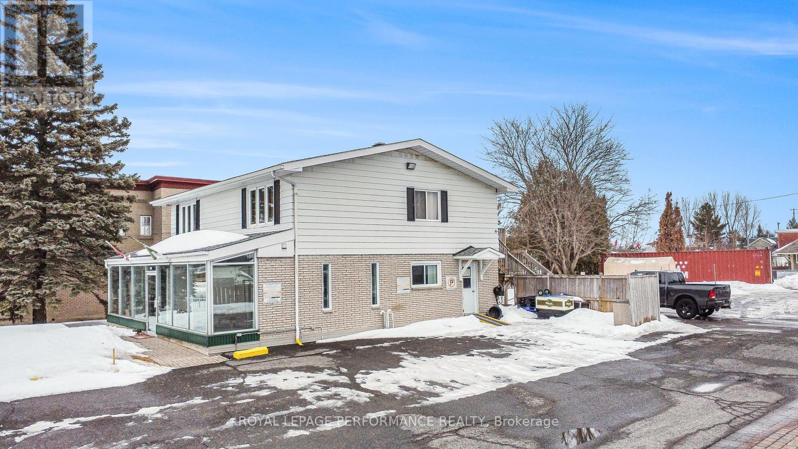 Main Floor - 711 Principale Street, Casselman, Ontario  K0A 1M0 - Photo 3 - X12008441