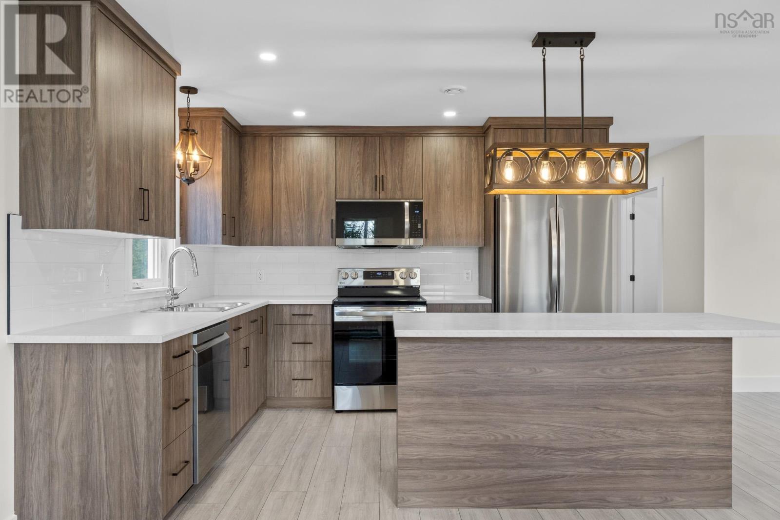 109 Tara Drive, Whites Lake, Nova Scotia  B3T 1X1 - Photo 3 - 202428005