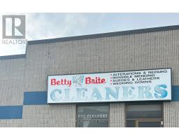 370 MONARCH AVENUE, Ajax, Ontario