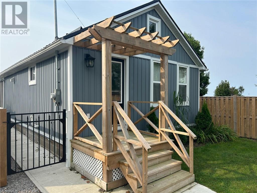 Property at 2130 LAKESHORE Road image 3