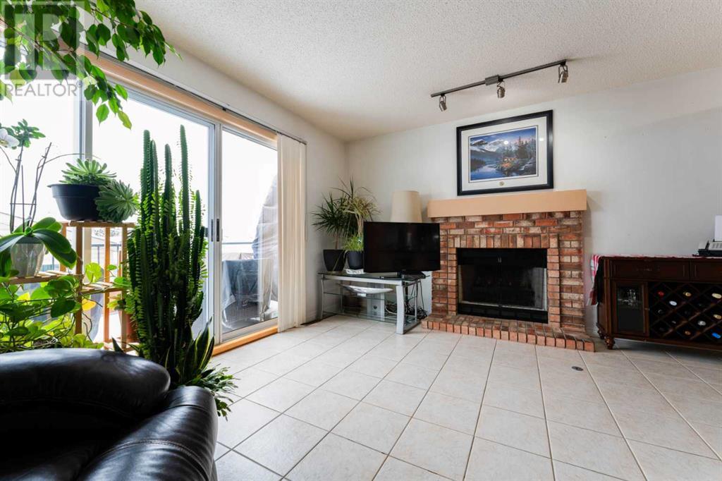 Property at 6416 Sierra Morena Boulevard SW image 5