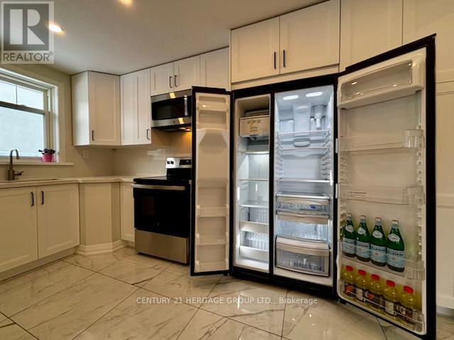 39 Reiner Road, Toronto, Ontario  M3H 2L3 - Photo 6 - C12003766