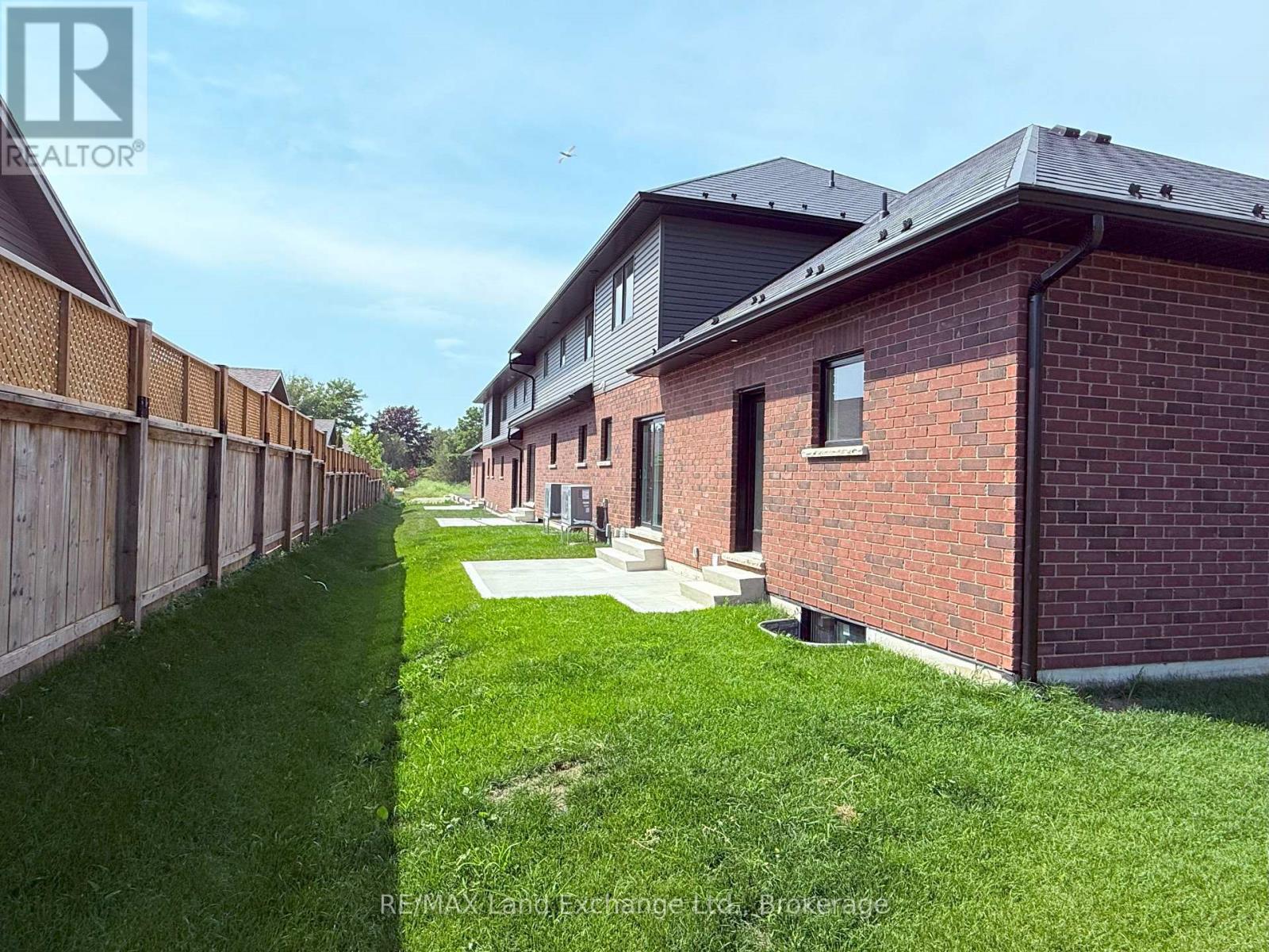 Unit 1 - 8 Golf Links Road, Kincardine, Ontario  N2Z 0G1 - Photo 4 - X10845600