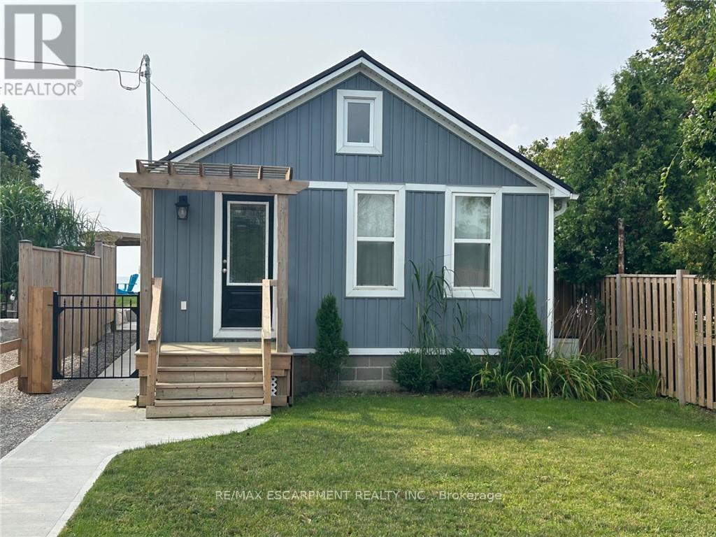 Property at 2130 LAKESHORE ROAD image 2