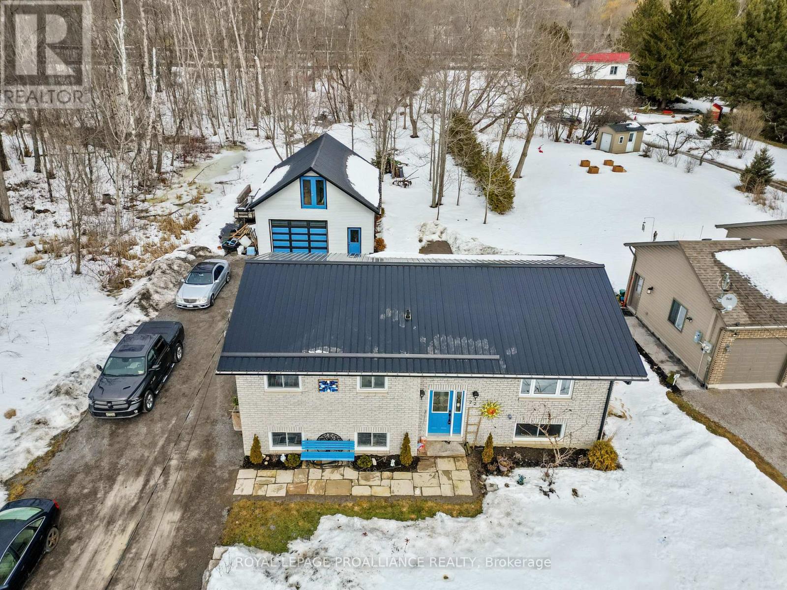 Property at 22 BUTLER STREET W image 2