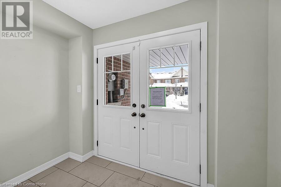 457 Queen Mary Drive, Brampton, Ontario  L7A 4L2 - Photo 6 - 40704648