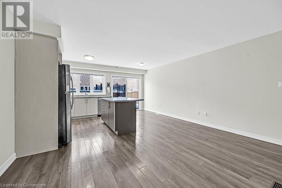 457 Queen Mary Drive, Brampton, Ontario  L7A 4L2 - Photo 9 - 40704648