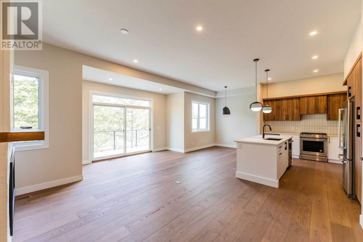 Property at 1550 Union Road Unit# 44 image 4