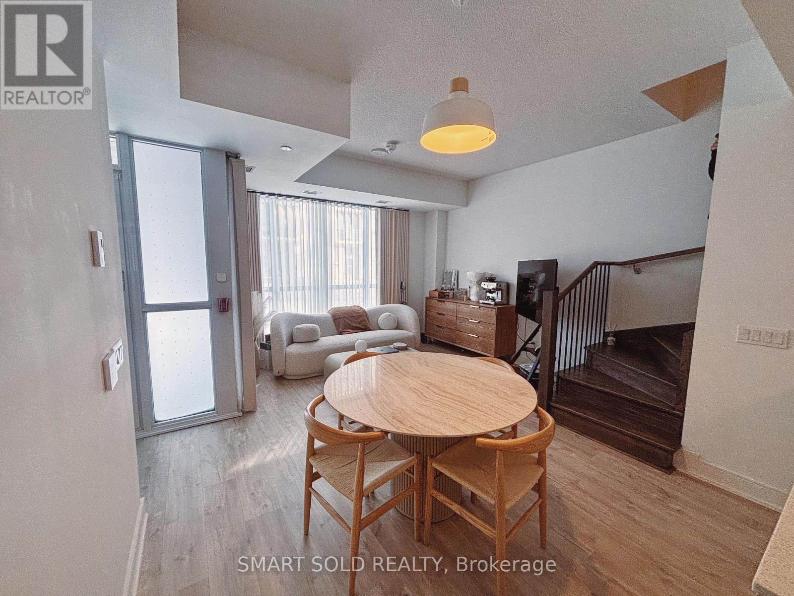 103 - 70 Annie Craig Drive, Toronto, Ontario  M8V 0G2 - Photo 2 - W11996343