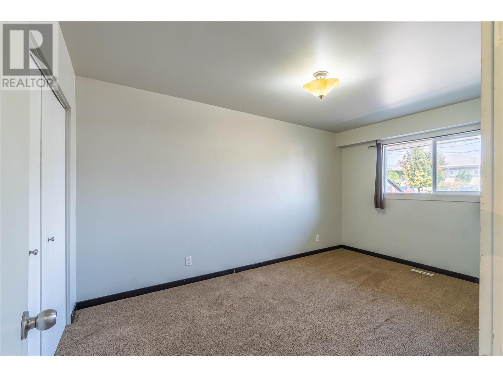 2215 Barbara Avenue, Kamloops, British Columbia  V2H 1T7 - Photo 27 - 10338157