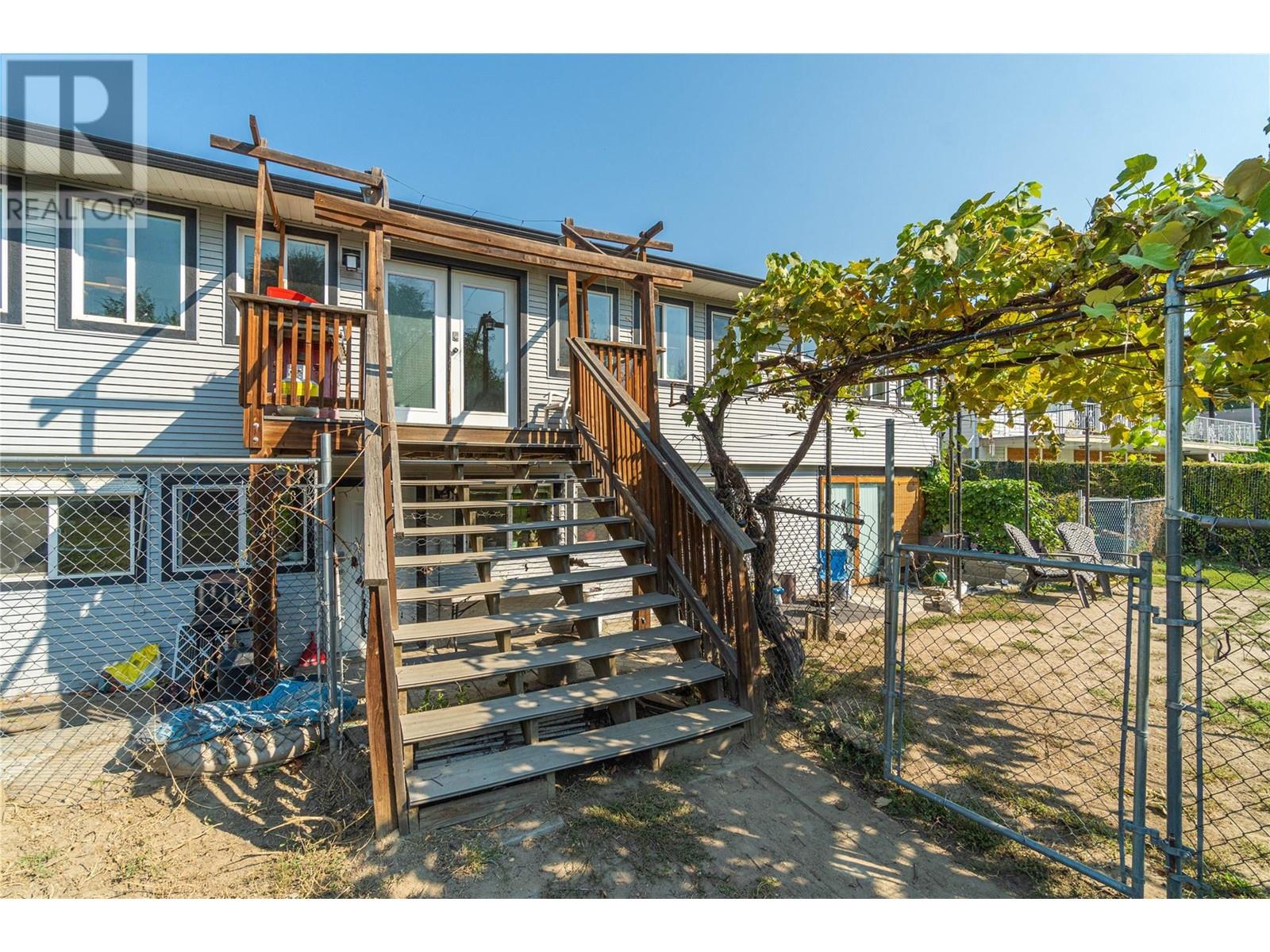 2215 Barbara Avenue, Kamloops, British Columbia  V2H 1T7 - Photo 59 - 10338157