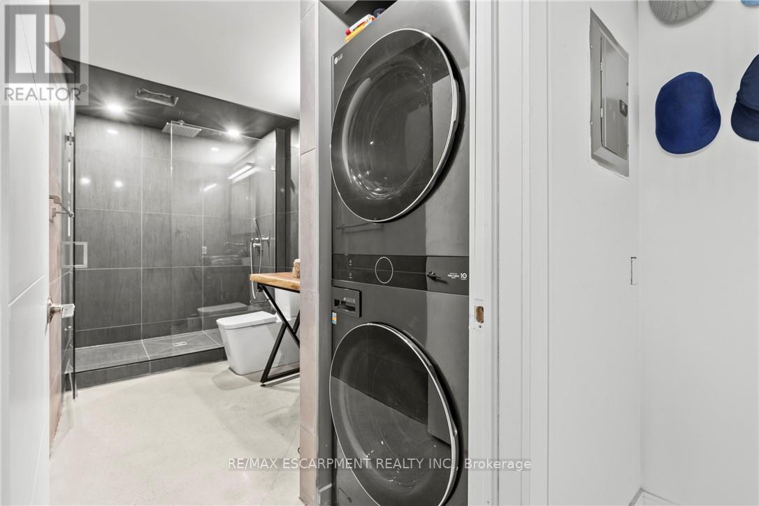 105 - 66 Bay Street S, Hamilton (Durand), Ontario  L8P 4Z6 - Photo 20 - X12008587