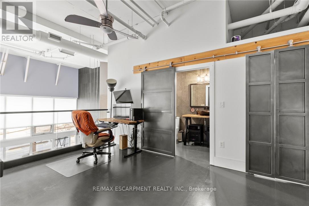 105 - 66 Bay Street S, Hamilton (Durand), Ontario  L8P 4Z6 - Photo 26 - X12008587