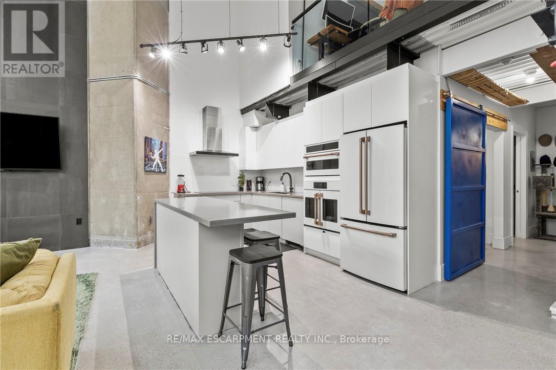 105 - 66 Bay Street S, Hamilton (Durand), Ontario  L8P 4Z6 - Photo 8 - X12008587