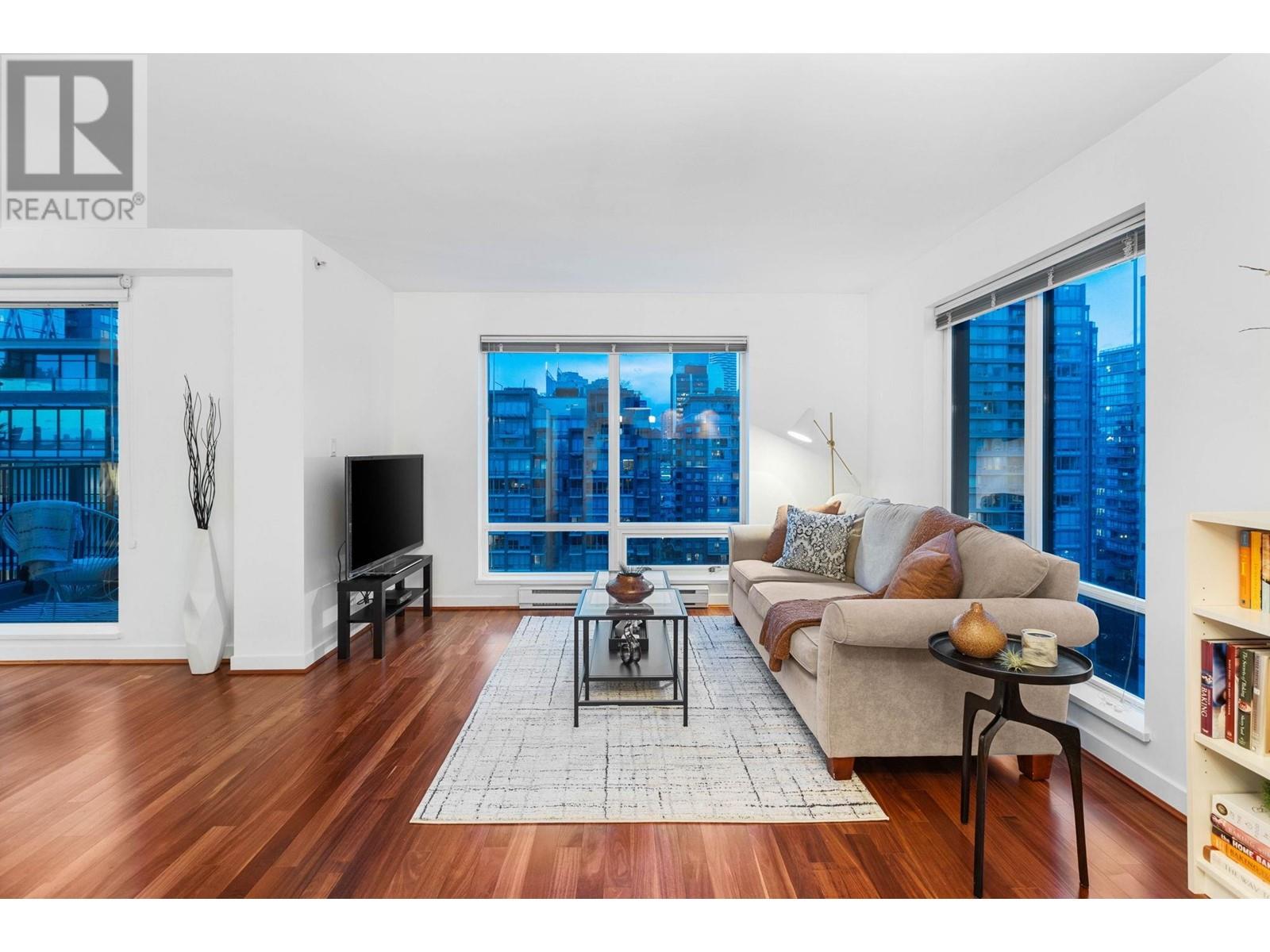 Listing Picture 7 of 25 : 1806 1055 HOMER STREET, Vancouver / 溫哥華 - 魯藝地產 Yvonne Lu Group - MLS Medallion Club Member