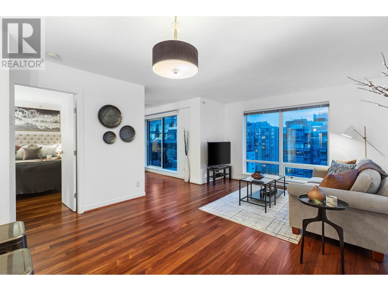 Listing Picture 8 of 25 : 1806 1055 HOMER STREET, Vancouver / 溫哥華 - 魯藝地產 Yvonne Lu Group - MLS Medallion Club Member