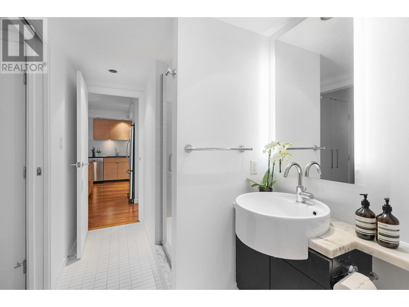 Listing Picture 19 of 25 : 1806 1055 HOMER STREET, Vancouver / 溫哥華 - 魯藝地產 Yvonne Lu Group - MLS Medallion Club Member