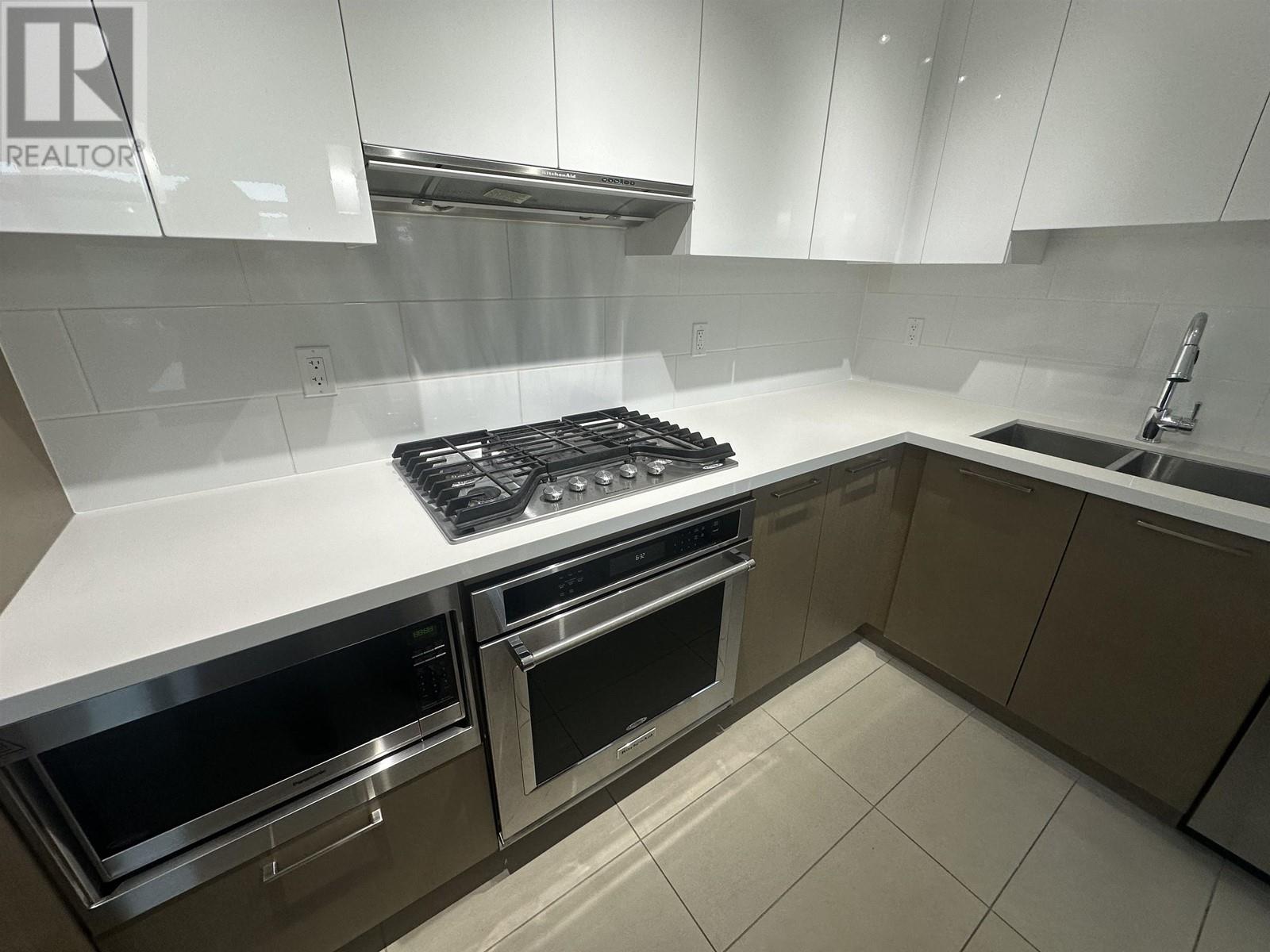 3701 3080 Lincoln Avenue, Coquitlam, British Columbia  V3B 0L9 - Photo 5 - R2974963