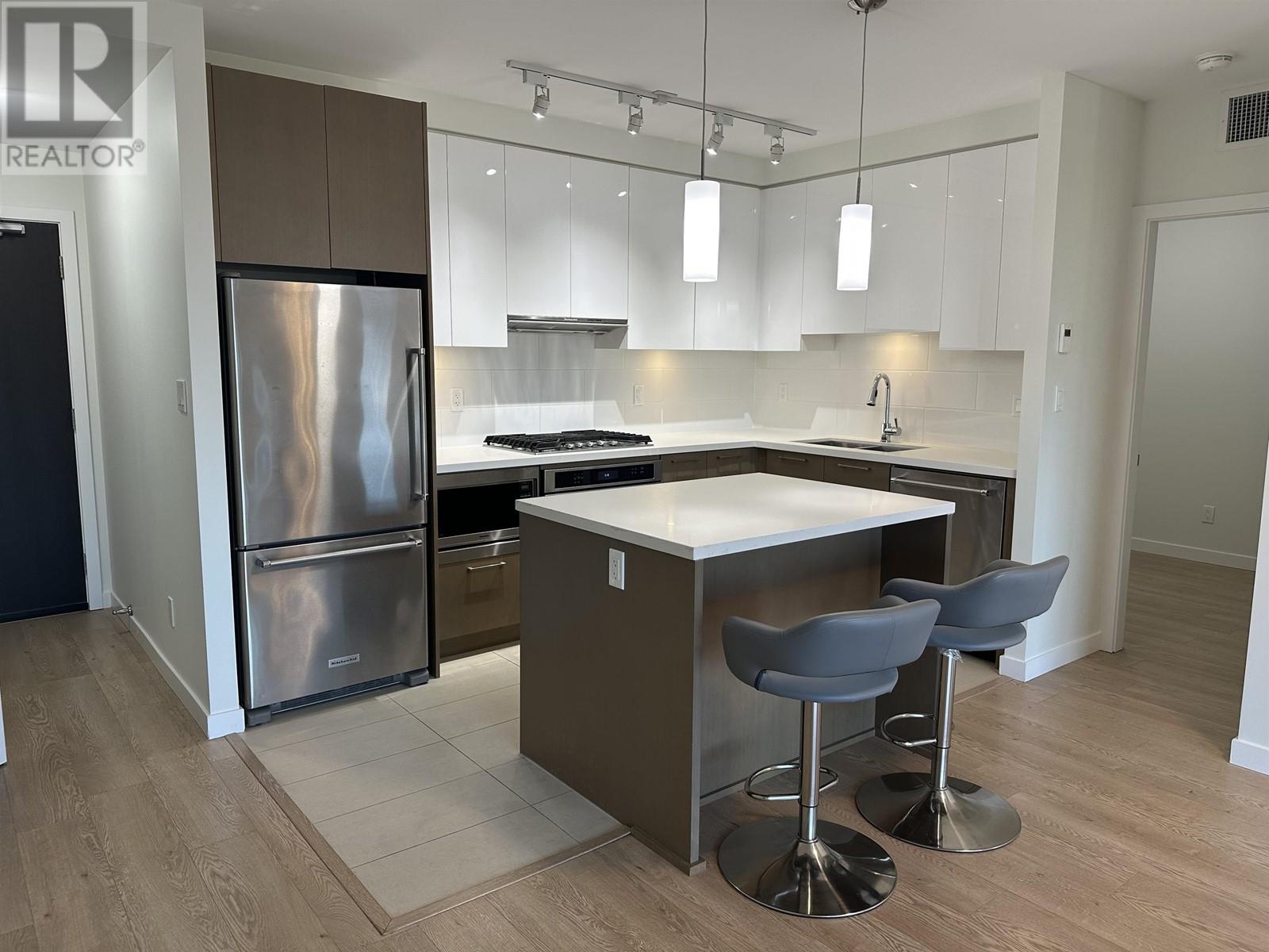 3701 3080 Lincoln Avenue, Coquitlam, British Columbia  V3B 0L9 - Photo 3 - R2974963