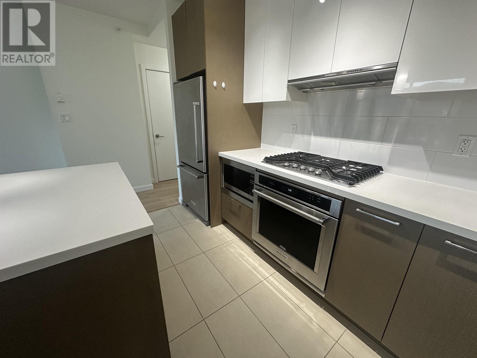 3701 3080 Lincoln Avenue, Coquitlam, British Columbia  V3B 0L9 - Photo 4 - R2974963