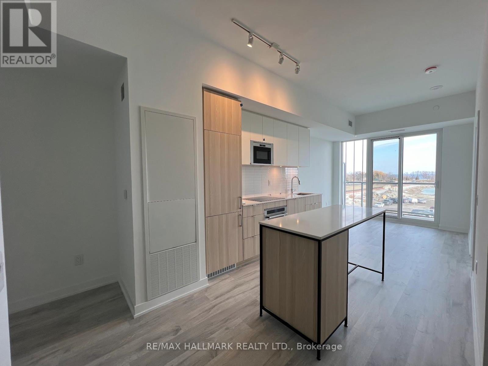 Property at 309 - 220 MISSINNIHE WAY image 3