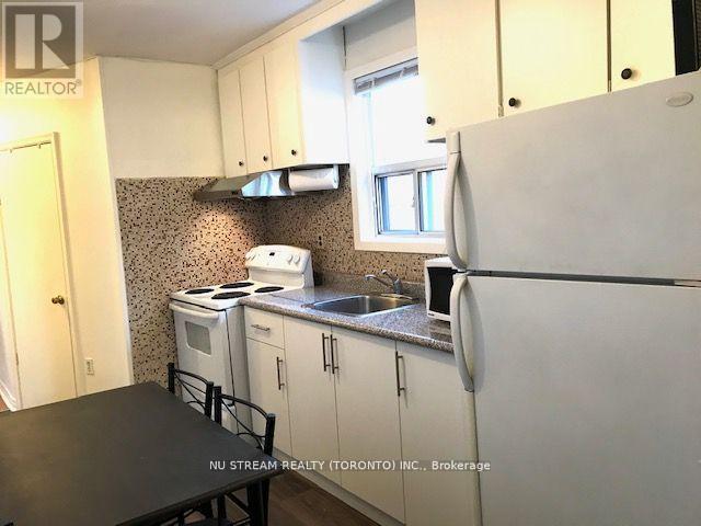426 Royal York Road, Toronto (Mimico), Ontario  M8Y 2R9 - Photo 8 - W12008669