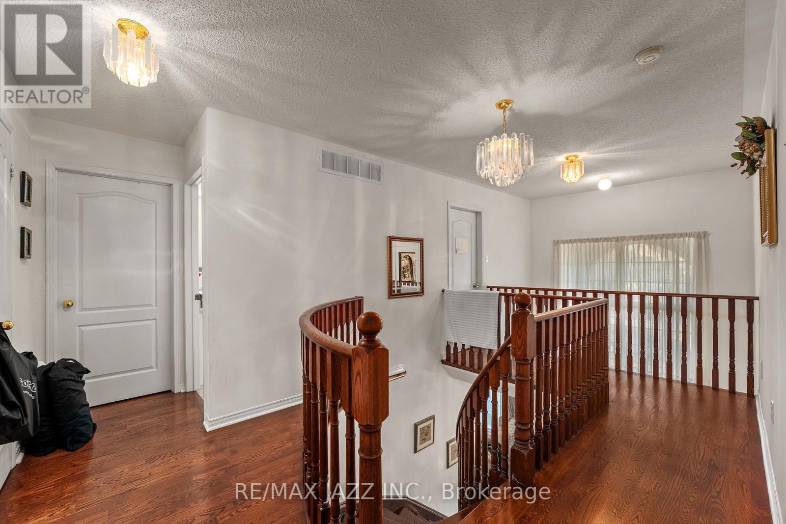 1129 Gossamer Drive, Pickering, Ontario  L1X 2T8 - Photo 15 - E12008733