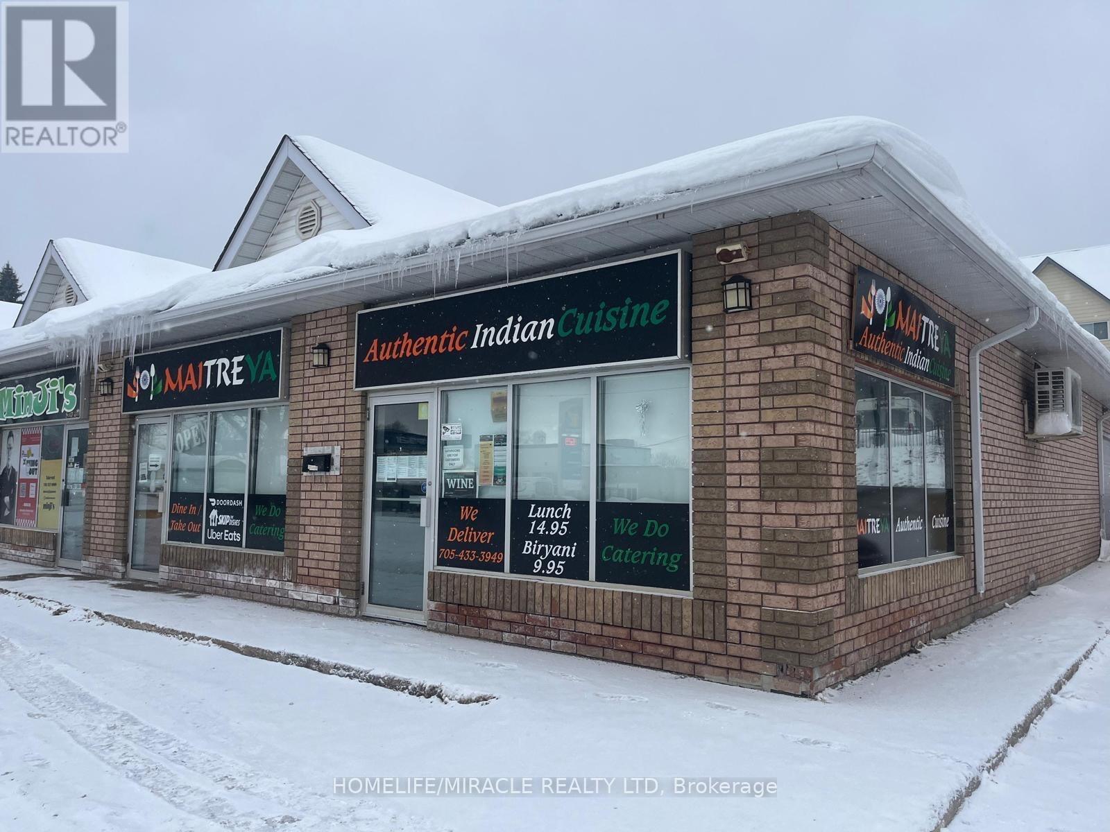 854 YONGE STREET, Midland, Ontario