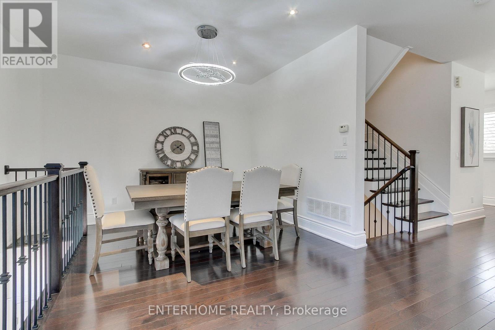 58 Firwood Crescent, Toronto, Ontario  M9B 5J2 - Photo 14 - W12008770