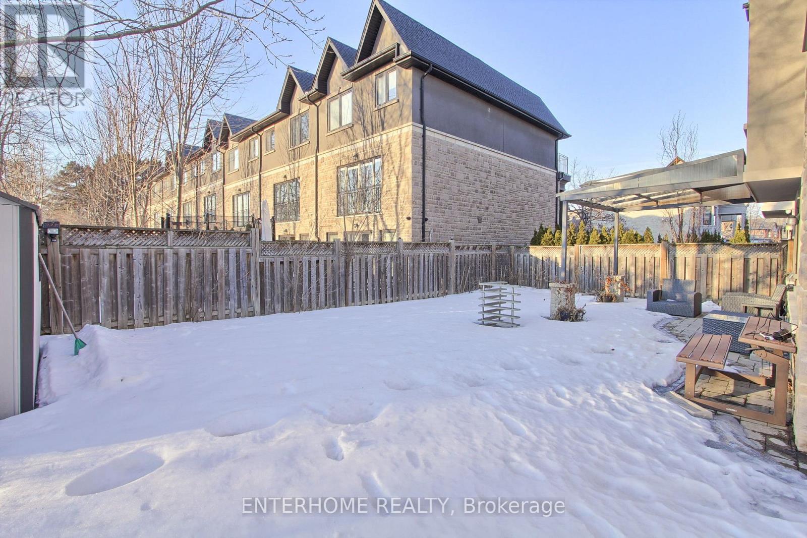 58 Firwood Crescent, Toronto, Ontario  M9B 5J2 - Photo 6 - W12008770