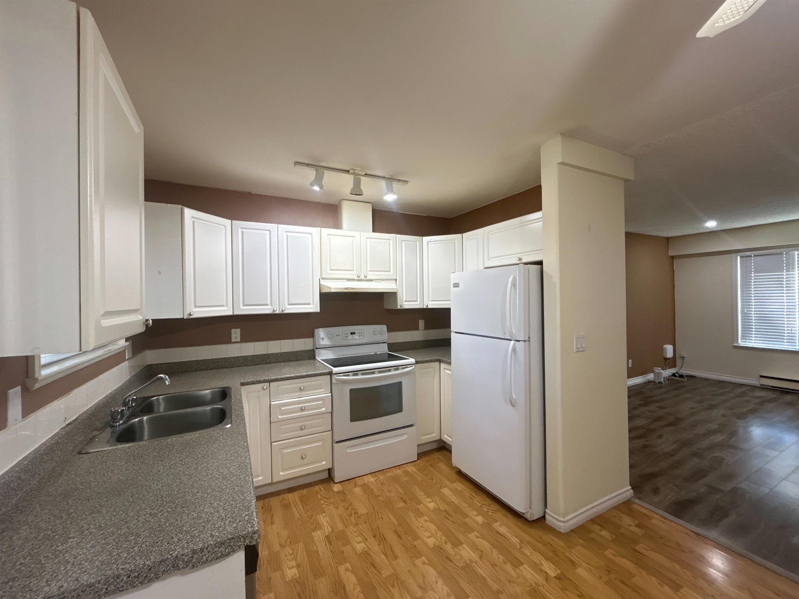 2014 Eldorado Place, Abbotsford, British Columbia  V2S 5K4 - Photo 11 - R2973756