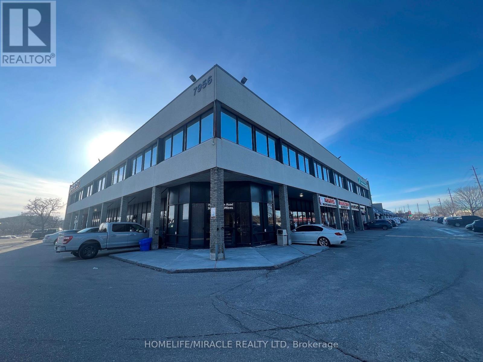 24,25,26 - 7956 Torbram Road, Brampton (Steeles Industrial), Ontario  L6T 5A2 - Photo 2 - W12008801