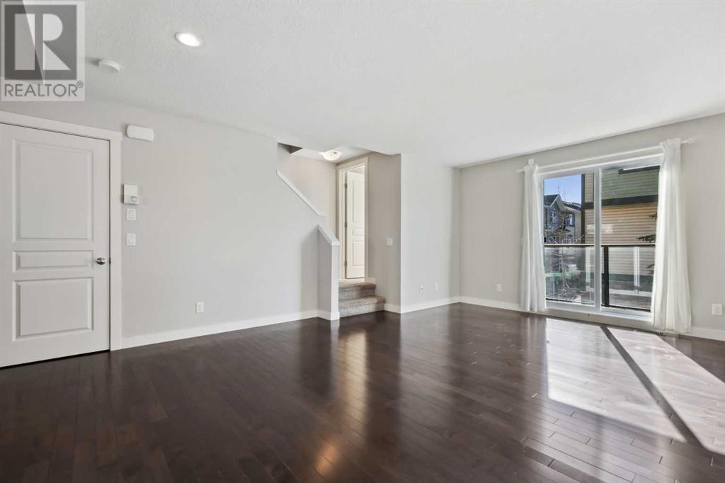 305 Mckenzie Towne Gate Se, Calgary, Alberta  T2Z 1C8 - Photo 10 - A2199317