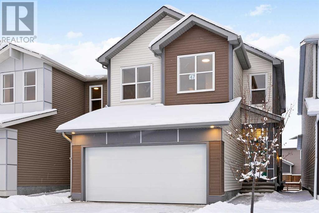 Property at 47 Belvedere Point SE image 2