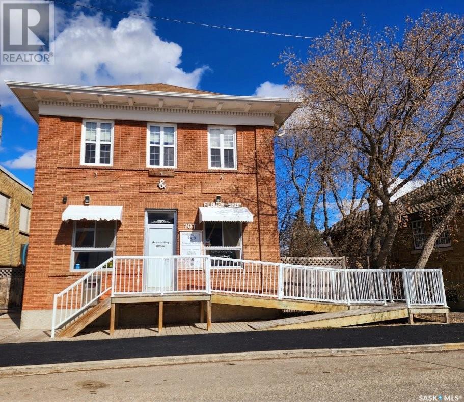 707 Lalonde STREET, Whitewood, Saskatchewan