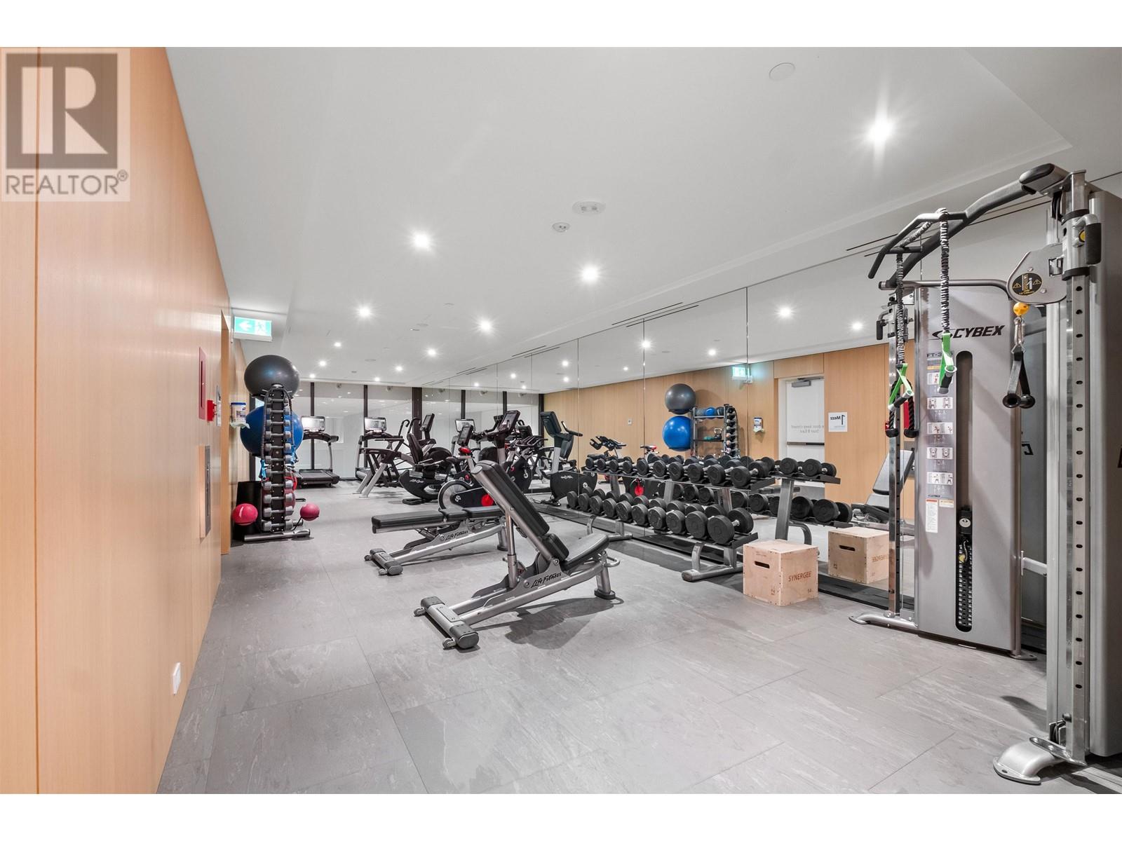 Listing Picture 17 of 22 : 507 1327 BELLEVUE AVENUE, Vancouver / 溫哥華 - 魯藝地產 Yvonne Lu Group - MLS Medallion Club Member