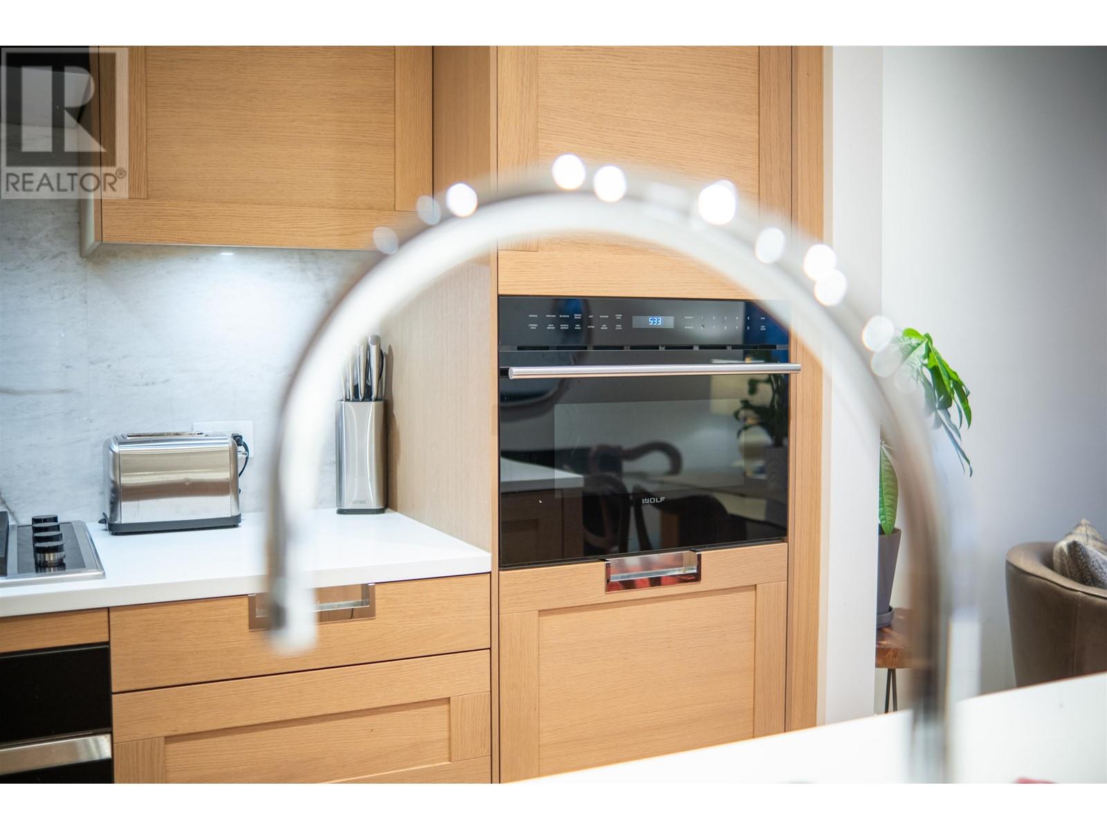 Listing Picture 7 of 22 : 507 1327 BELLEVUE AVENUE, Vancouver / 溫哥華 - 魯藝地產 Yvonne Lu Group - MLS Medallion Club Member