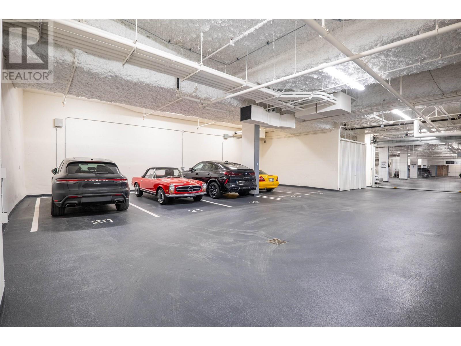 Listing Picture 18 of 22 : 507 1327 BELLEVUE AVENUE, Vancouver / 溫哥華 - 魯藝地產 Yvonne Lu Group - MLS Medallion Club Member