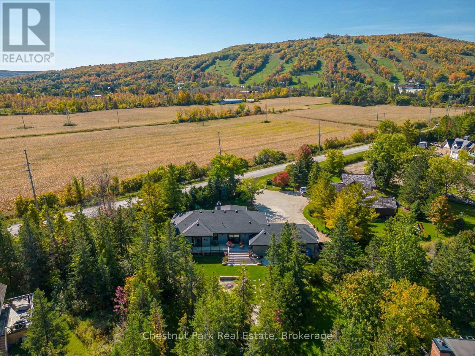 8610 Poplar Side Road, Clearview, Ontario  L9Y 3Y9 - Photo 3 - S12008858