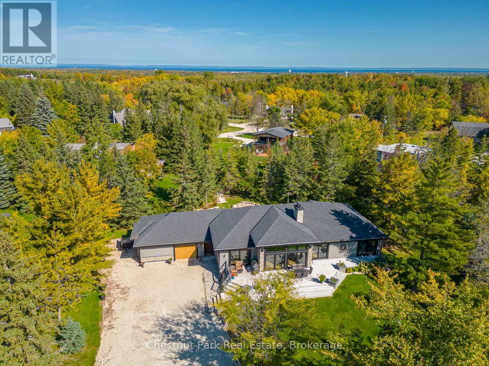 8610 Poplar Side Road, Clearview, Ontario  L9Y 3Y9 - Photo 4 - S12008858
