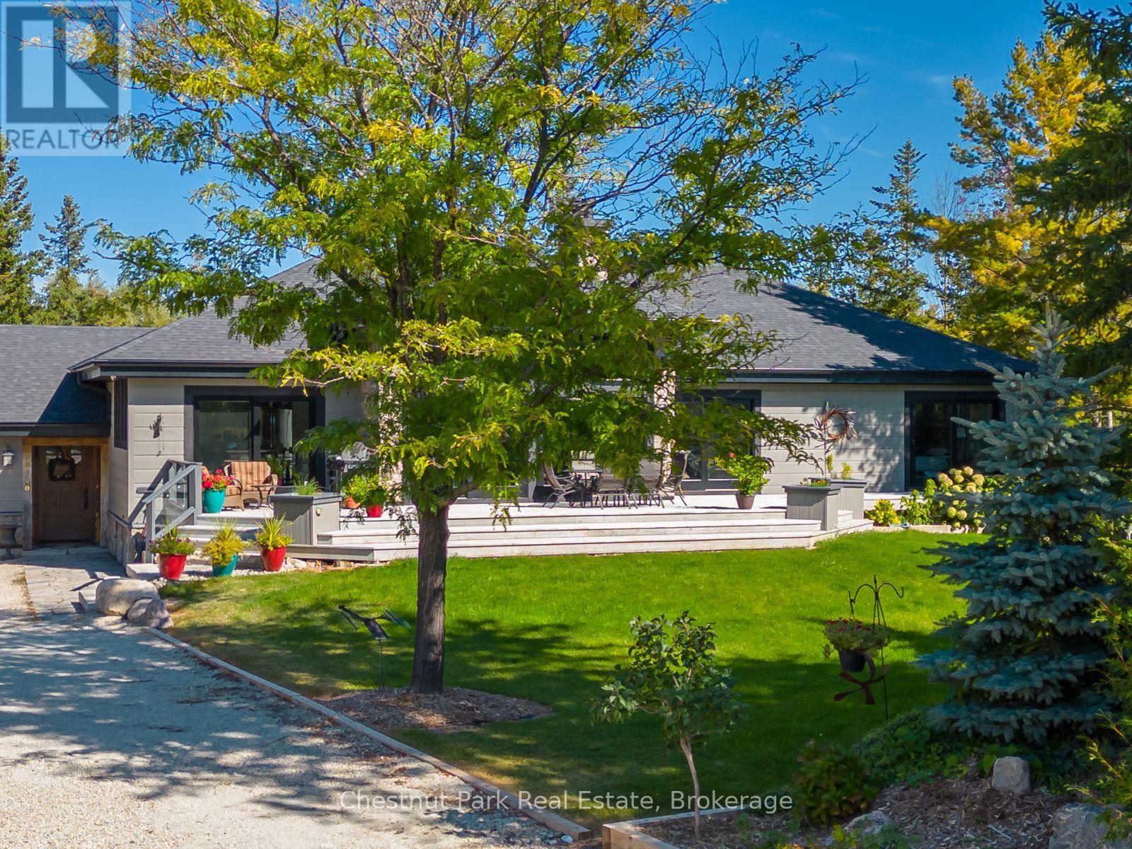 8610 Poplar Side Road, Clearview, Ontario  L9Y 3Y9 - Photo 7 - S12008858