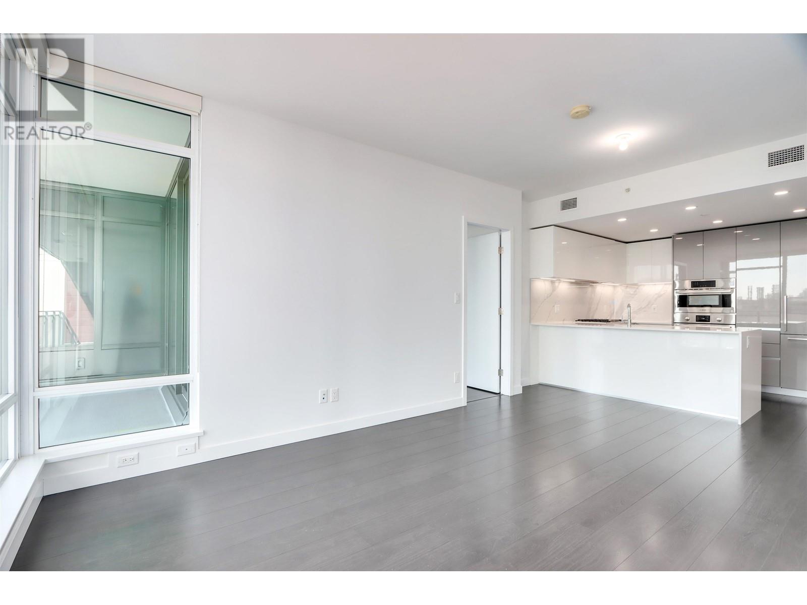 Listing Picture 14 of 35 : 1505 2085 SKYLINE COURT, Burnaby / 本拿比 - 魯藝地產 Yvonne Lu Group - MLS Medallion Club Member