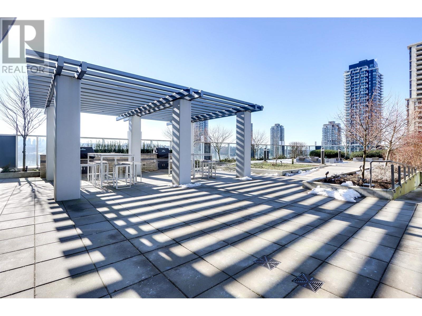 Listing Picture 28 of 35 : 1505 2085 SKYLINE COURT, Burnaby / 本拿比 - 魯藝地產 Yvonne Lu Group - MLS Medallion Club Member