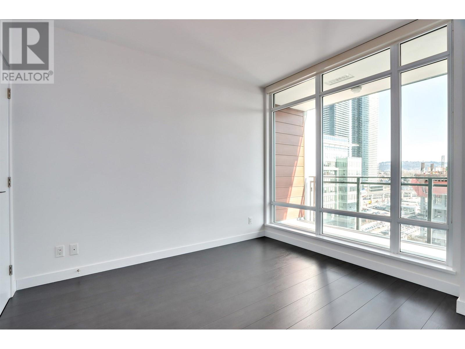Listing Picture 23 of 35 : 1505 2085 SKYLINE COURT, Burnaby / 本拿比 - 魯藝地產 Yvonne Lu Group - MLS Medallion Club Member