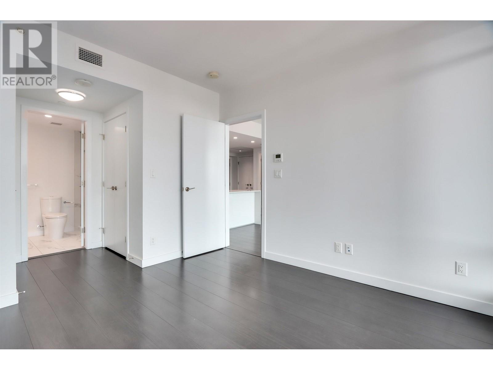 Listing Picture 19 of 35 : 1505 2085 SKYLINE COURT, Burnaby / 本拿比 - 魯藝地產 Yvonne Lu Group - MLS Medallion Club Member