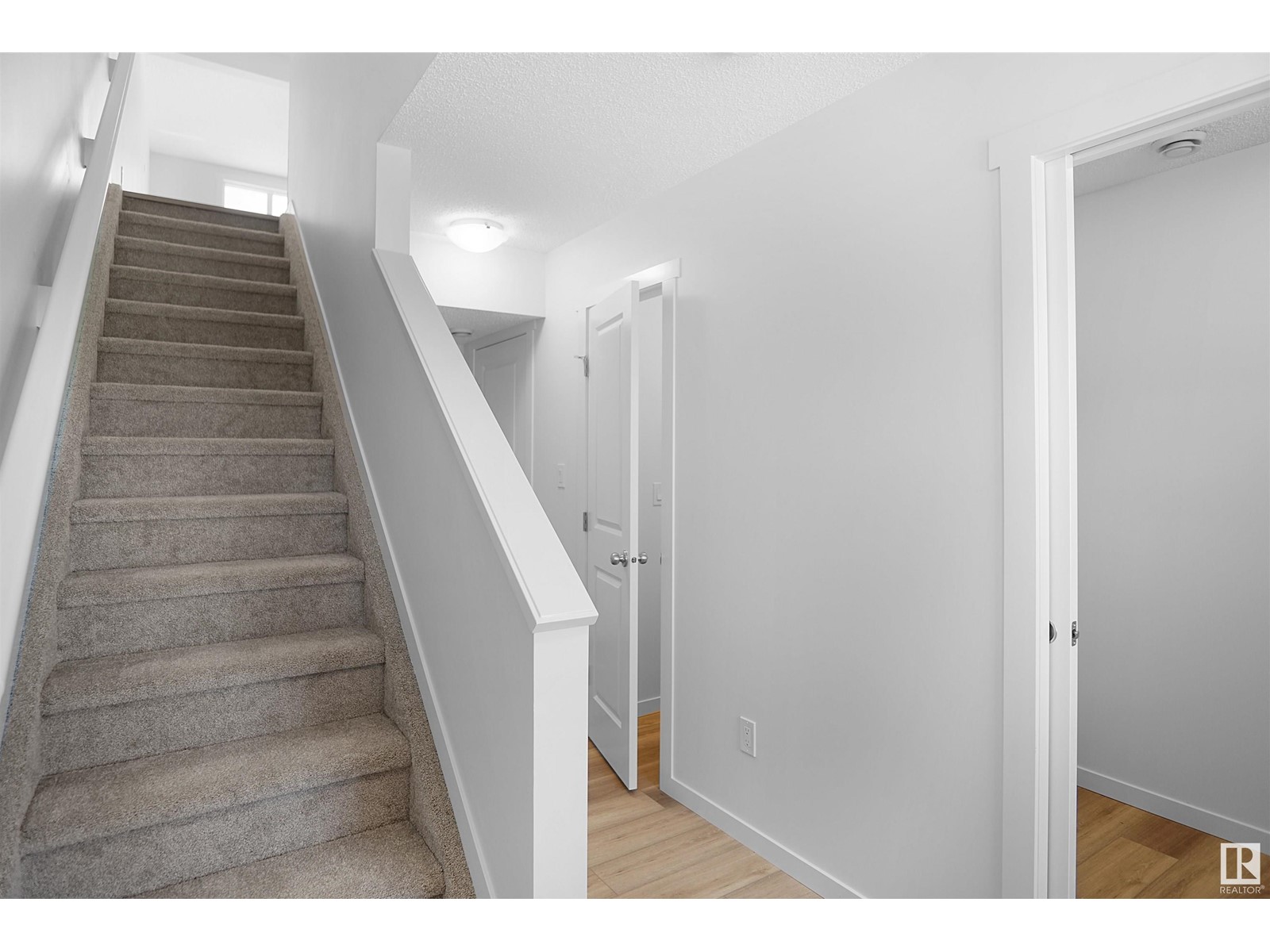 Property at #136 1025 Secord PM NW image 3