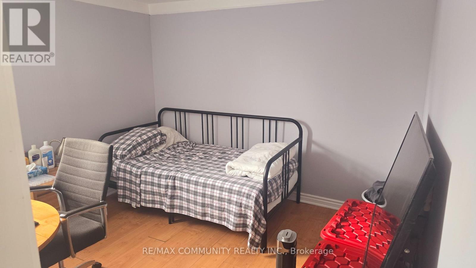 Property at 2462 RUNDLE ROAD image 5