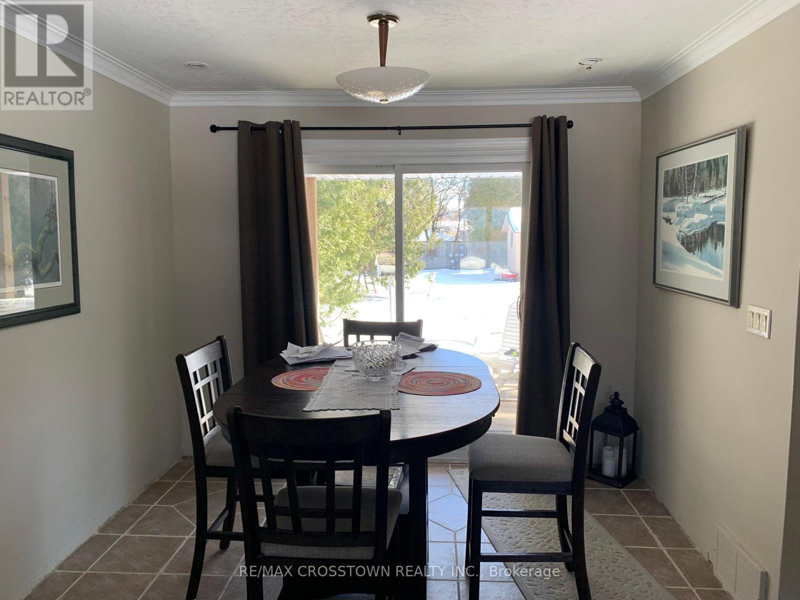 259 Superior Street, Clearview, Ontario  L0M 1S0 - Photo 4 - S12008373